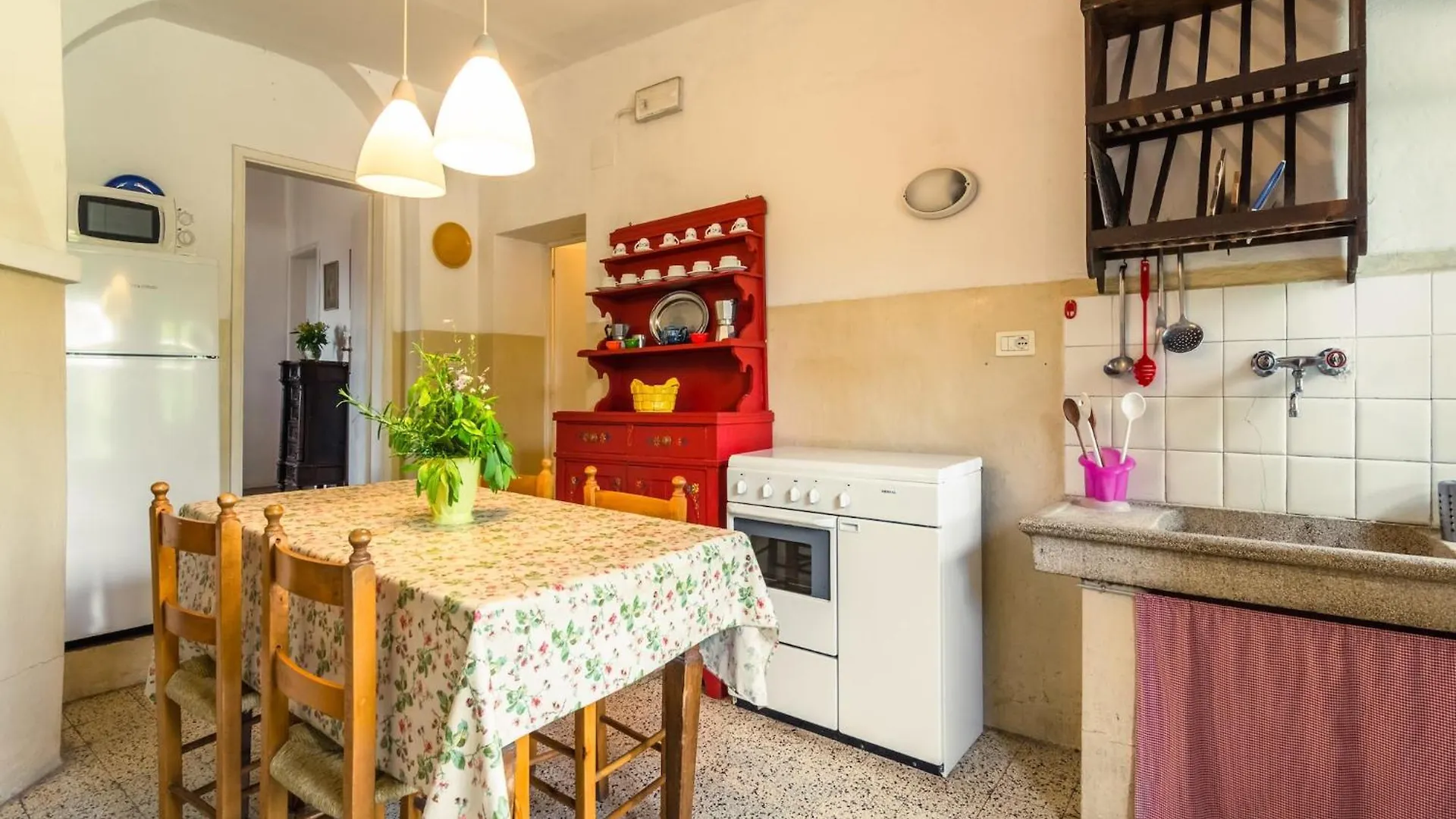 Holiday home Cosy Farmhouse In Bacchereto With Swimming Pool Carmignano