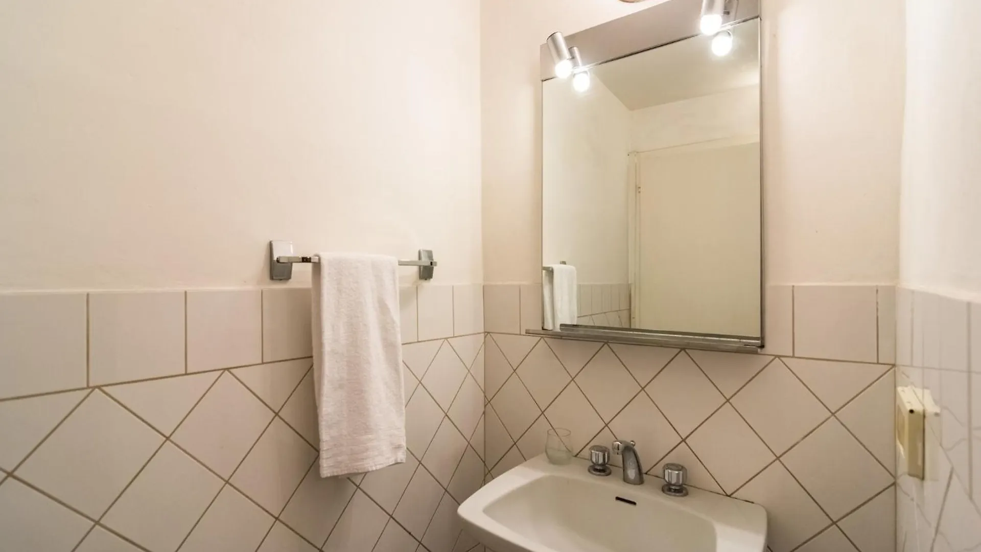 Cosy Farmhouse In Bacchereto With Swimming Pool Carmignano 0*,
