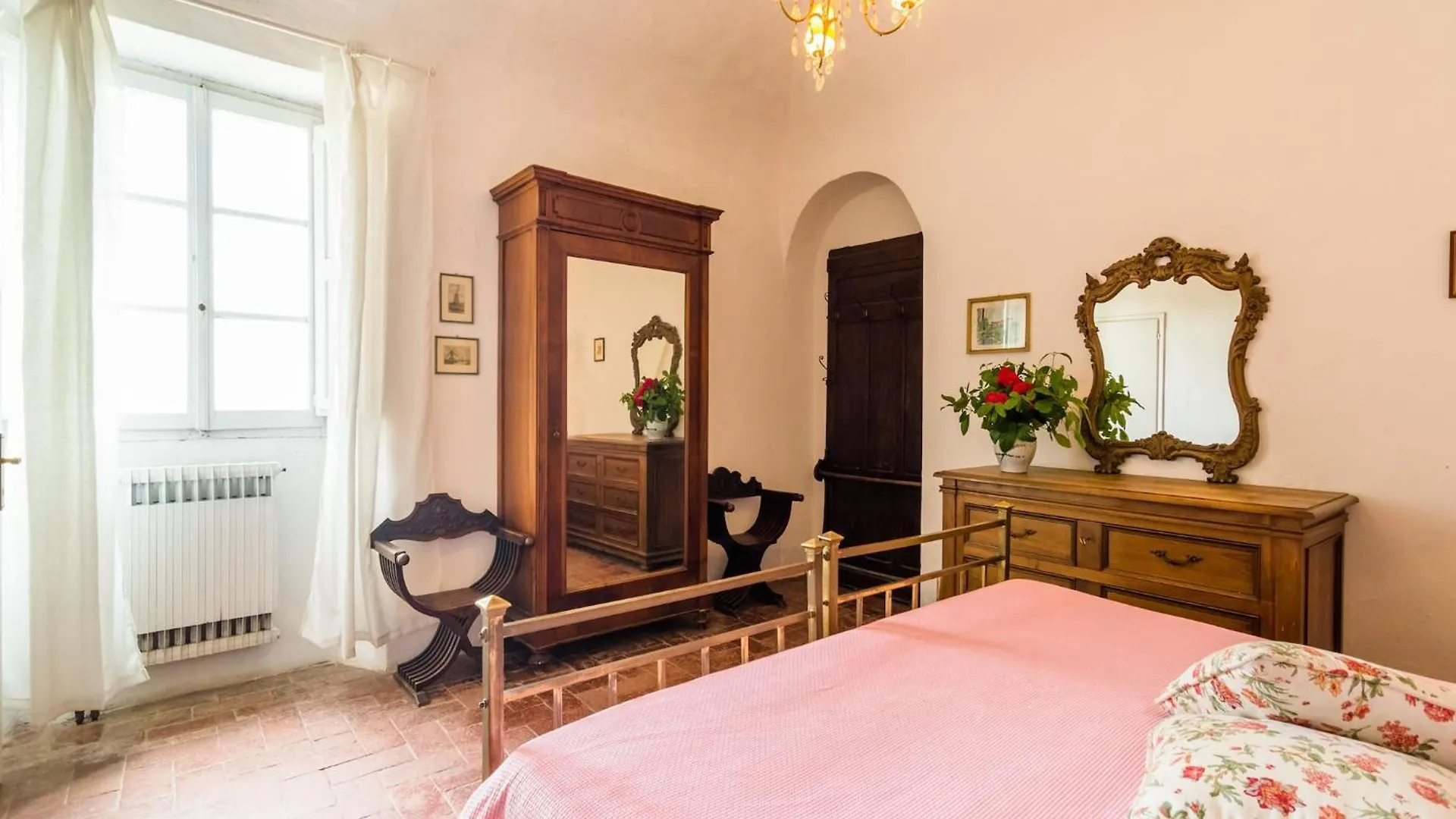Cosy Farmhouse In Bacchereto With Swimming Pool Carmignano