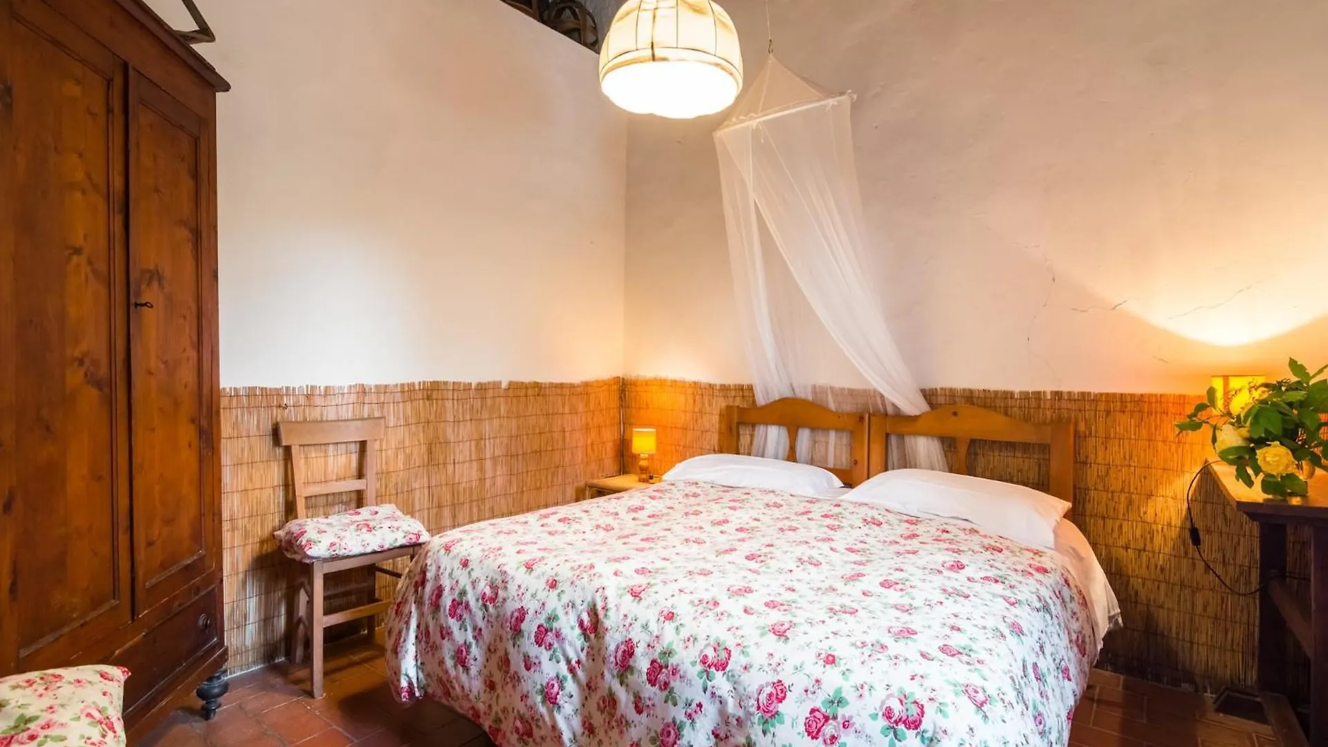 Holiday home Cosy Farmhouse In Bacchereto With Swimming Pool Carmignano