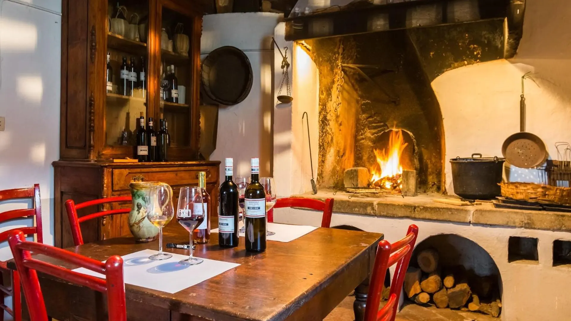Holiday home Cosy Farmhouse In Bacchereto With Swimming Pool Carmignano Italy