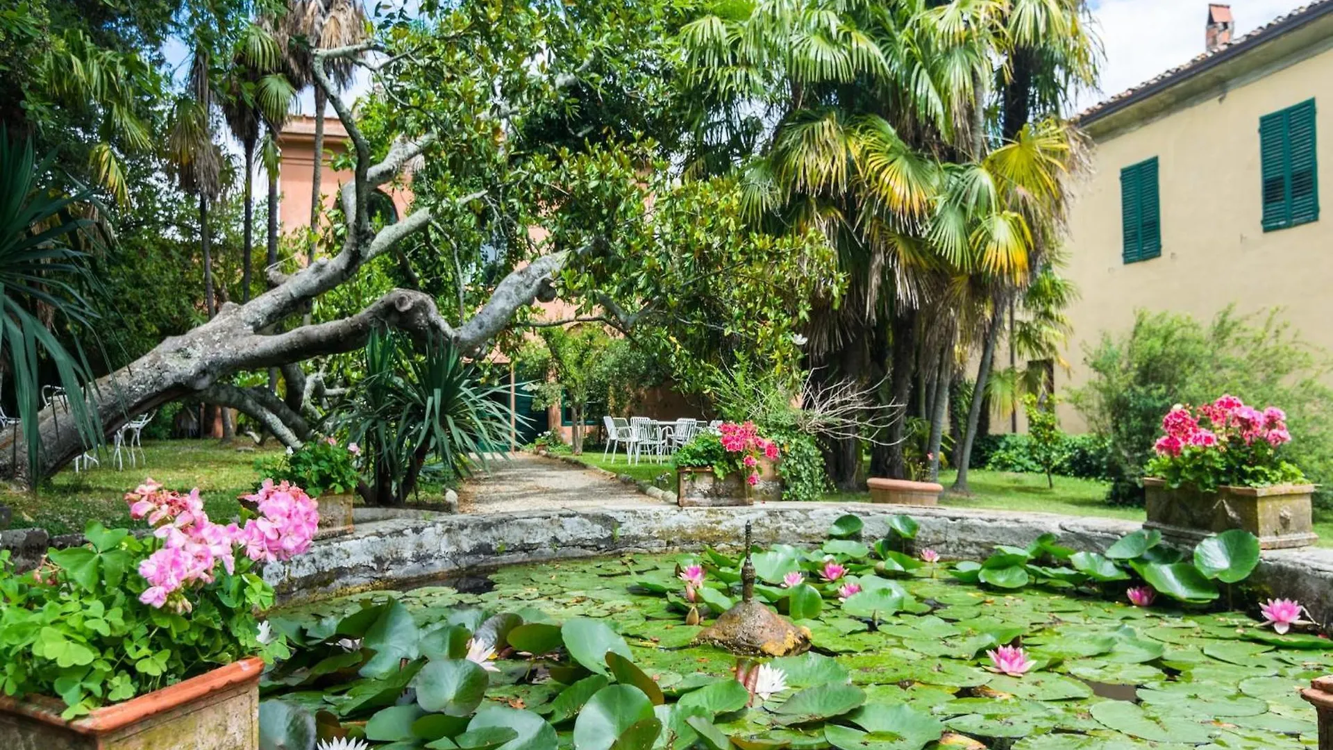 Cosy Farmhouse In Bacchereto With Swimming Pool Carmignano Holiday home