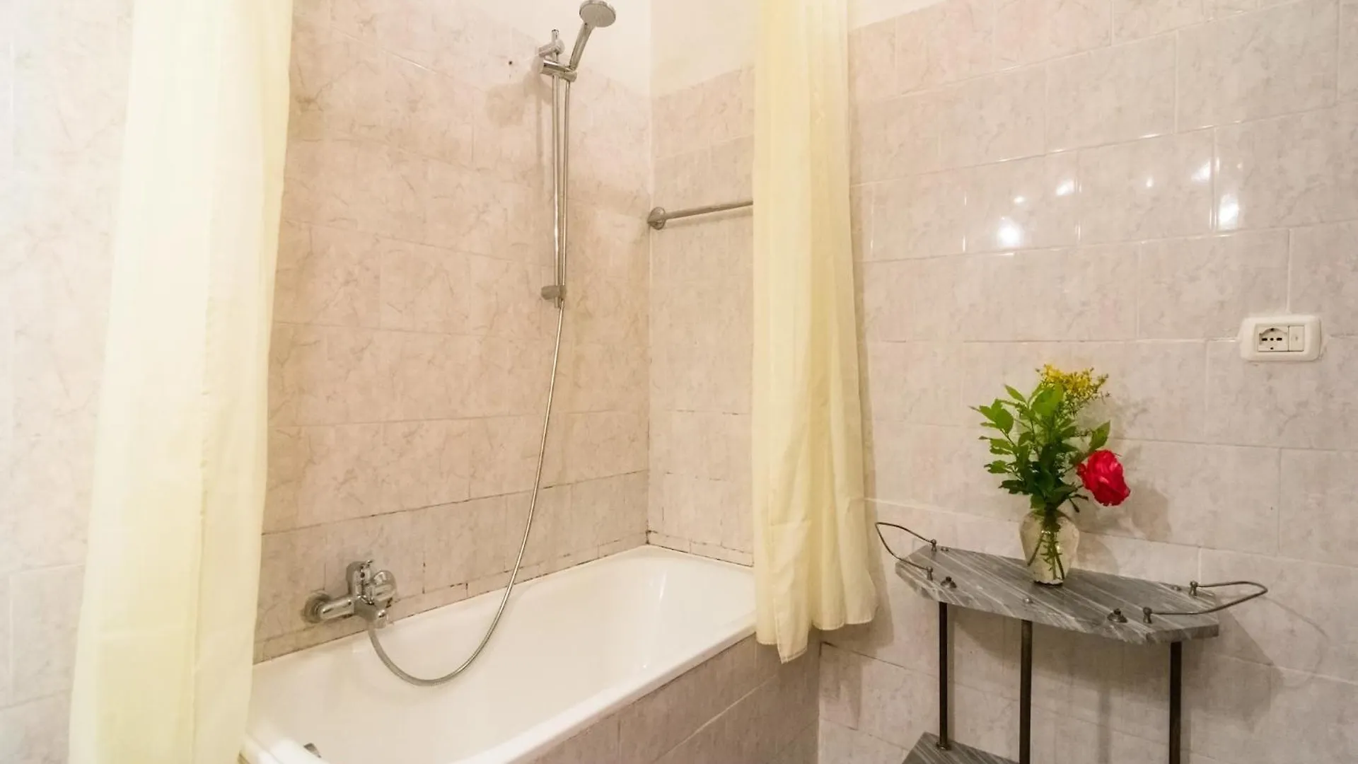 Cosy Farmhouse In Bacchereto With Swimming Pool Carmignano Holiday home