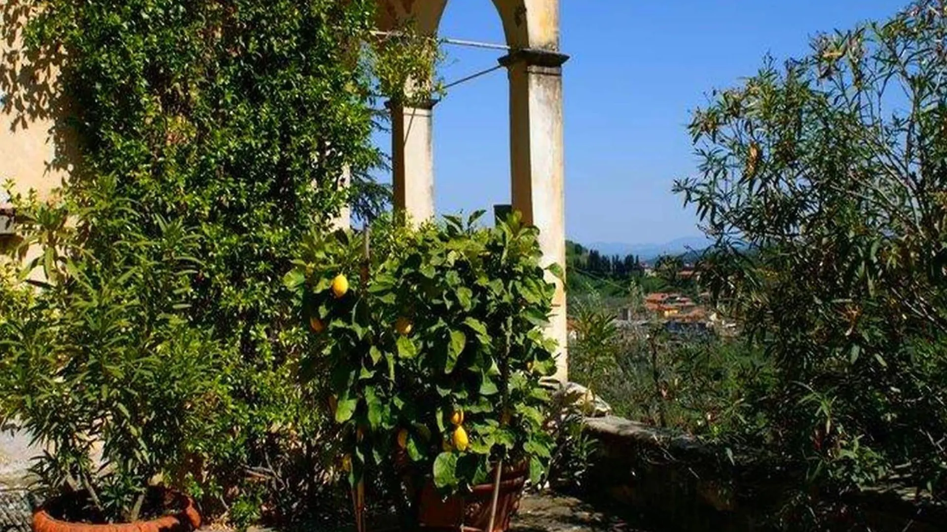 Cosy Farmhouse In Bacchereto With Swimming Pool Carmignano 0*,  Italy