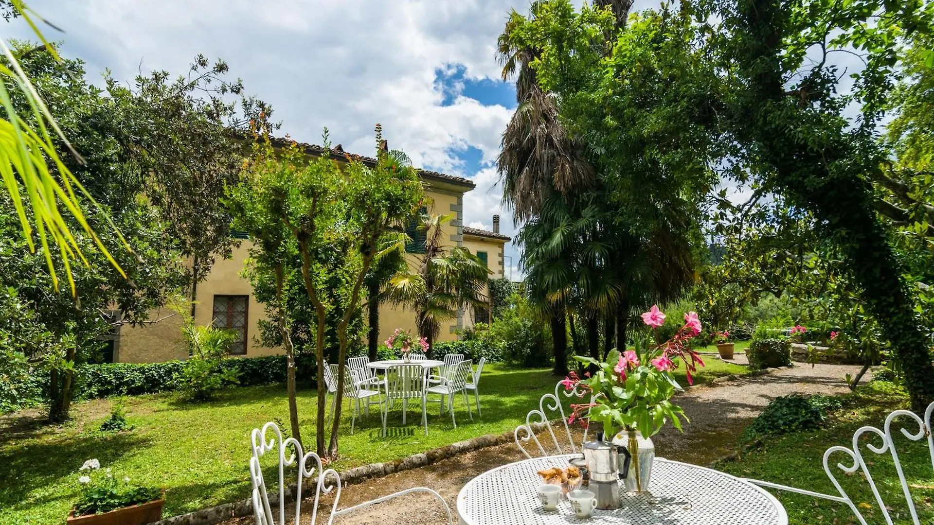 Cosy Farmhouse In Bacchereto With Swimming Pool Carmignano Holiday home